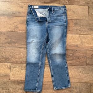 GAP Women's Straight Leg Blue Jeans